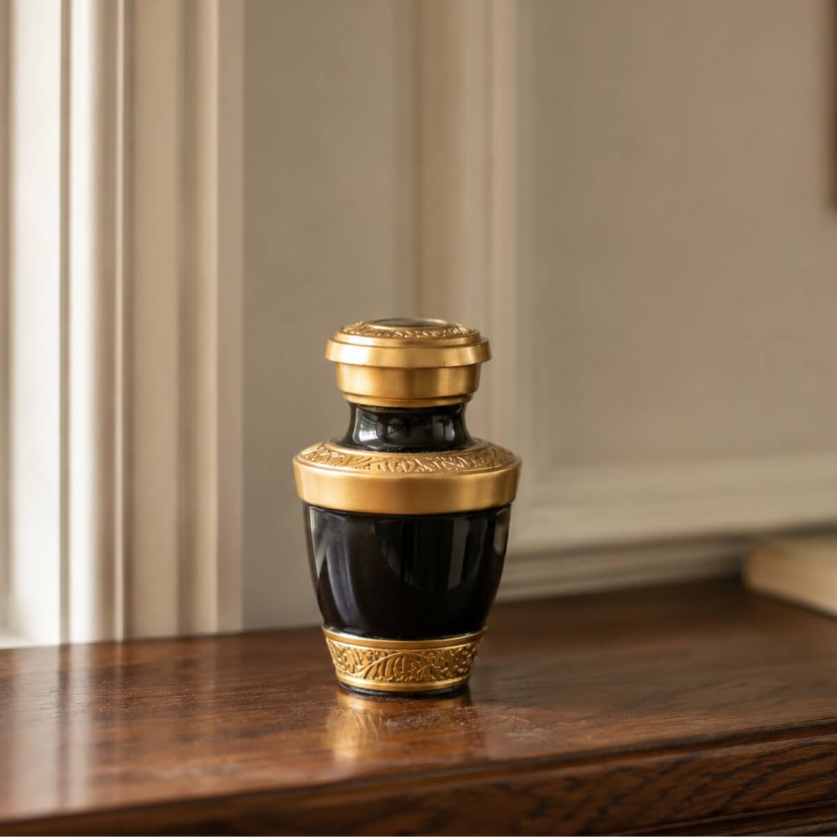 Midnight Honour Keepsake Urn