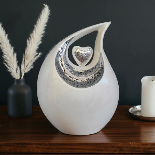 Serene Teardrop Urn