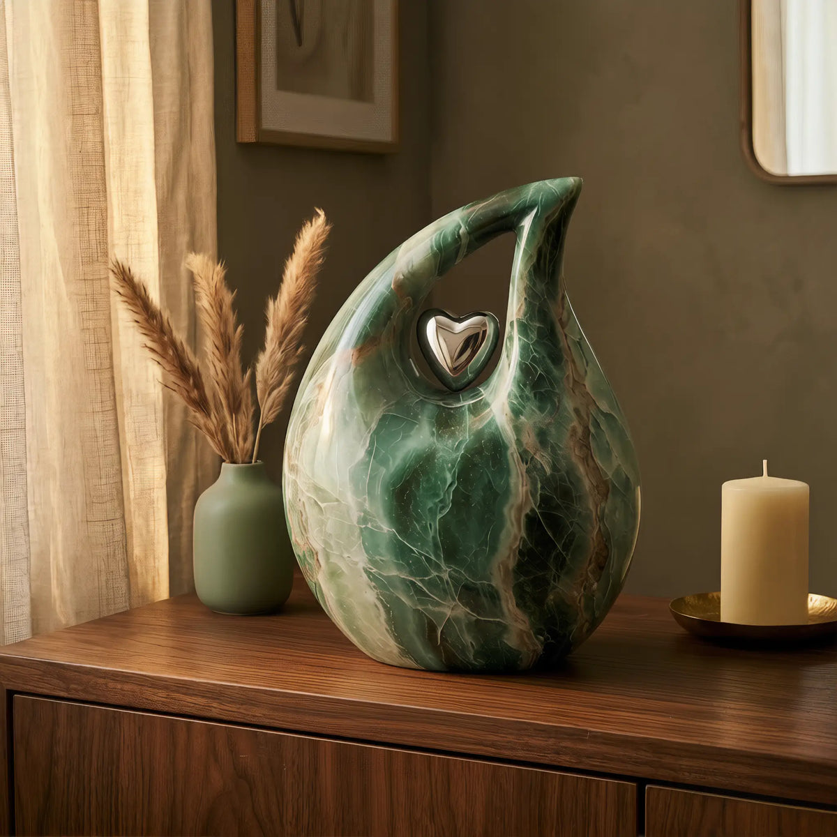 Emerald Heart Teardrop Urn